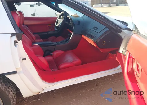 1990 Chevrolet Corvette from USA, damaged, VIN 1G1YY3380L5111596